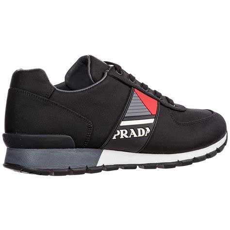 sneaker uomo prada